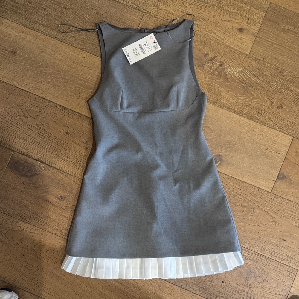 Zara Gray Sleeveless Dress with Pleated Hem